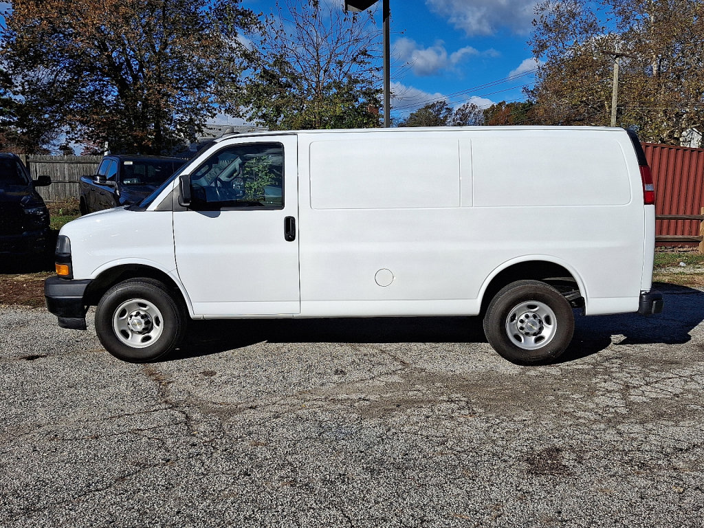 Used 2023 Chevrolet Express 2500 w/ Driver Convenience Package image 2