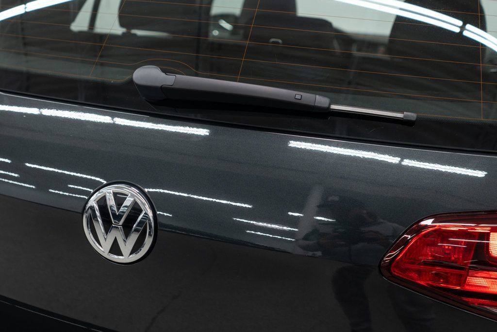 Used 2017 Volkswagen GTI Autobahn image 40