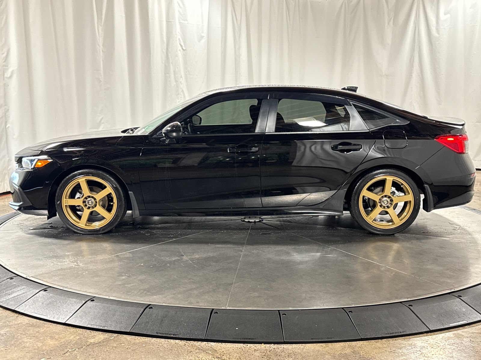 Used 2024 Honda Civic Sport image 8