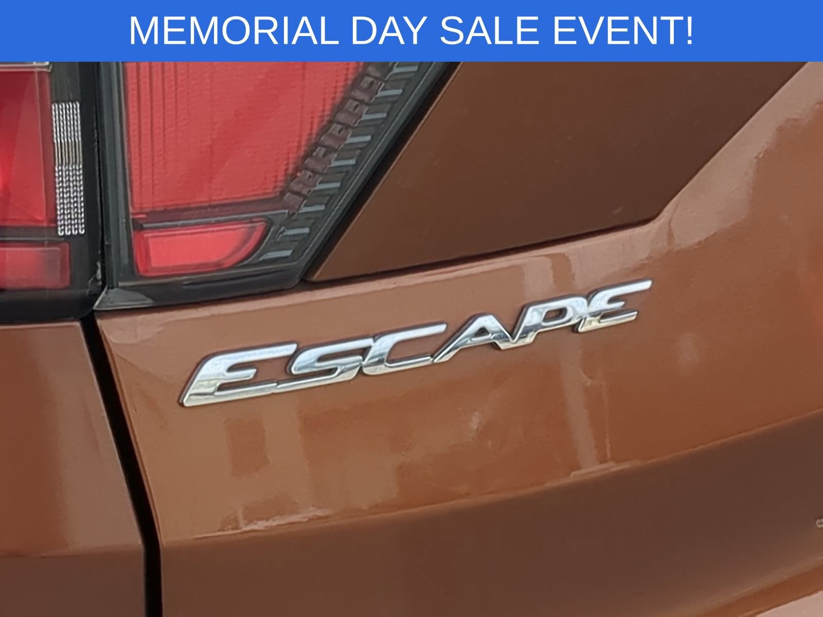 Used 2017 Ford Escape SE AWD/4WD image 16