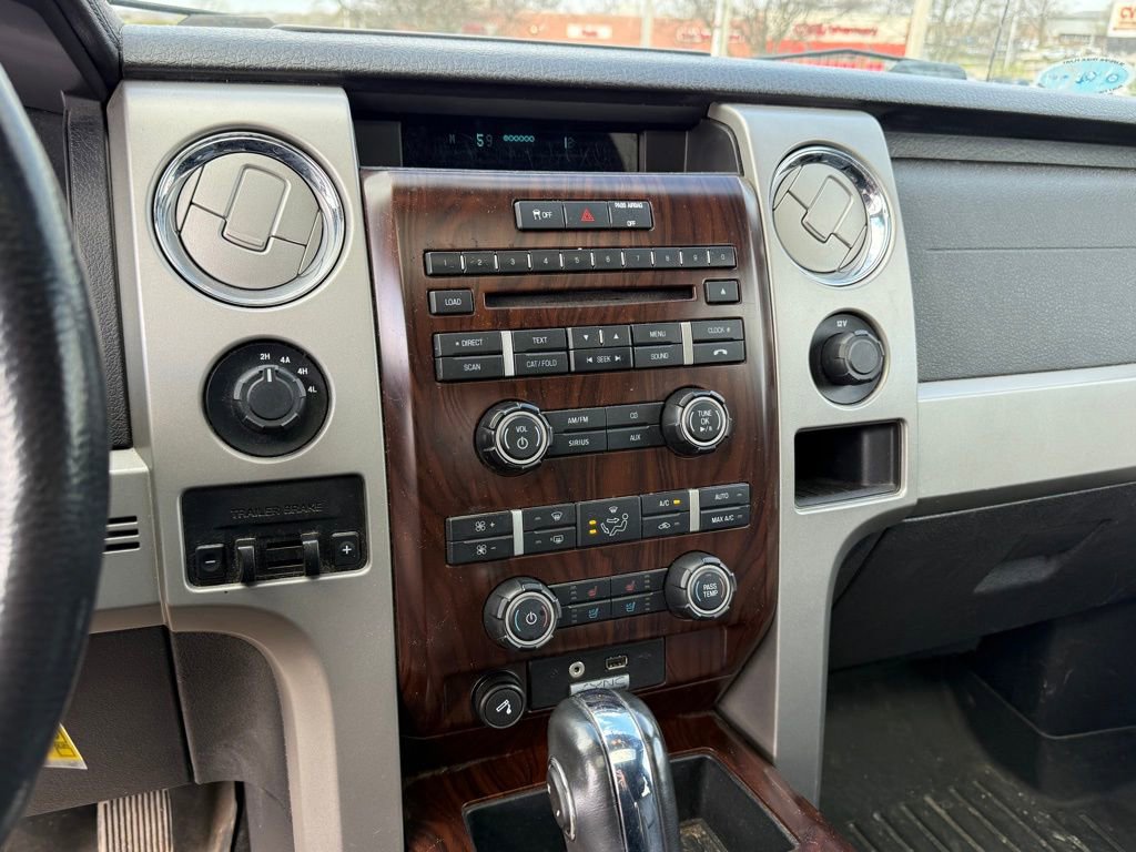 Used 2012 Ford F150 Lariat w/ Lariat Chrome Pkg image 21