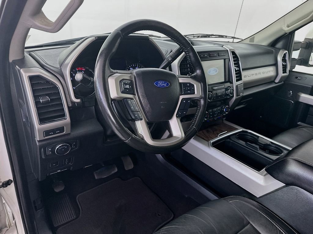 Used 2019 Ford F350 Lariat w/ Lariat Ultimate Package image 31