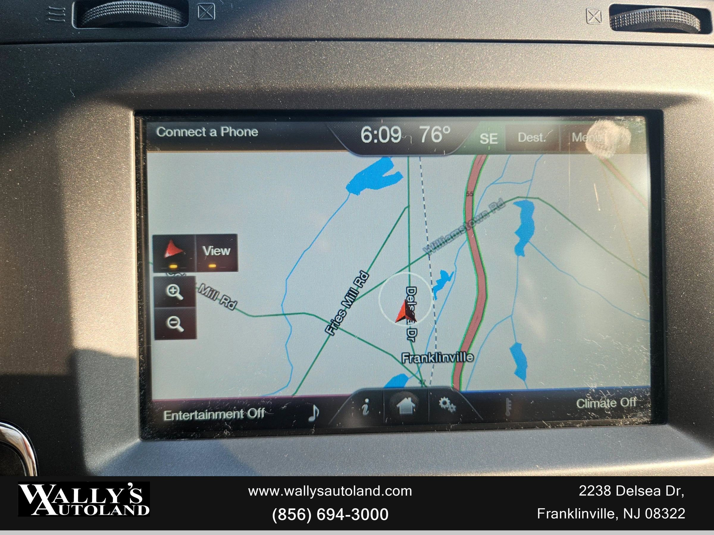 Used 2015 Lincoln Navigator 4WD image 7