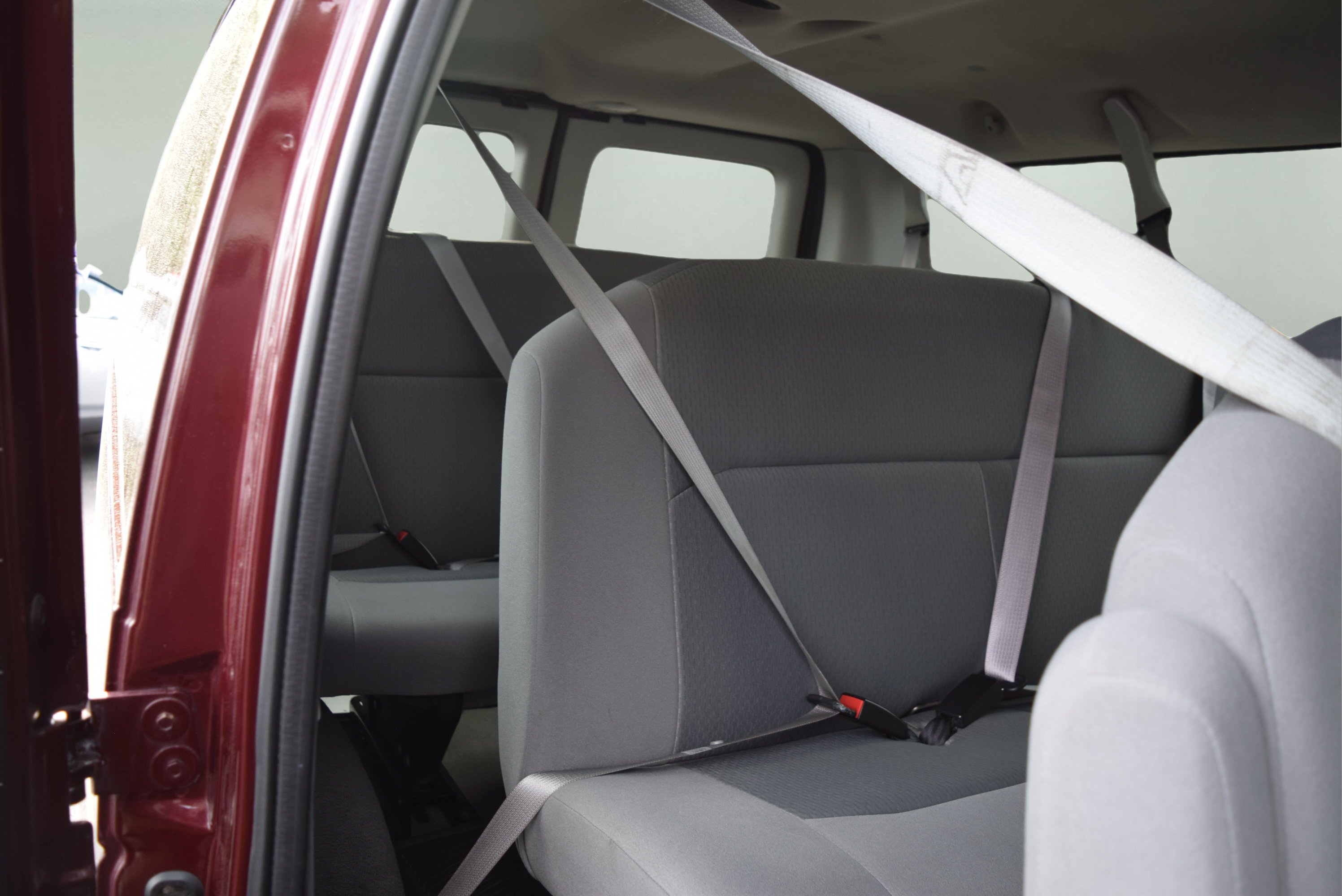 Used 2008 Ford E-350 and Econoline 350 XLT RWD image 9