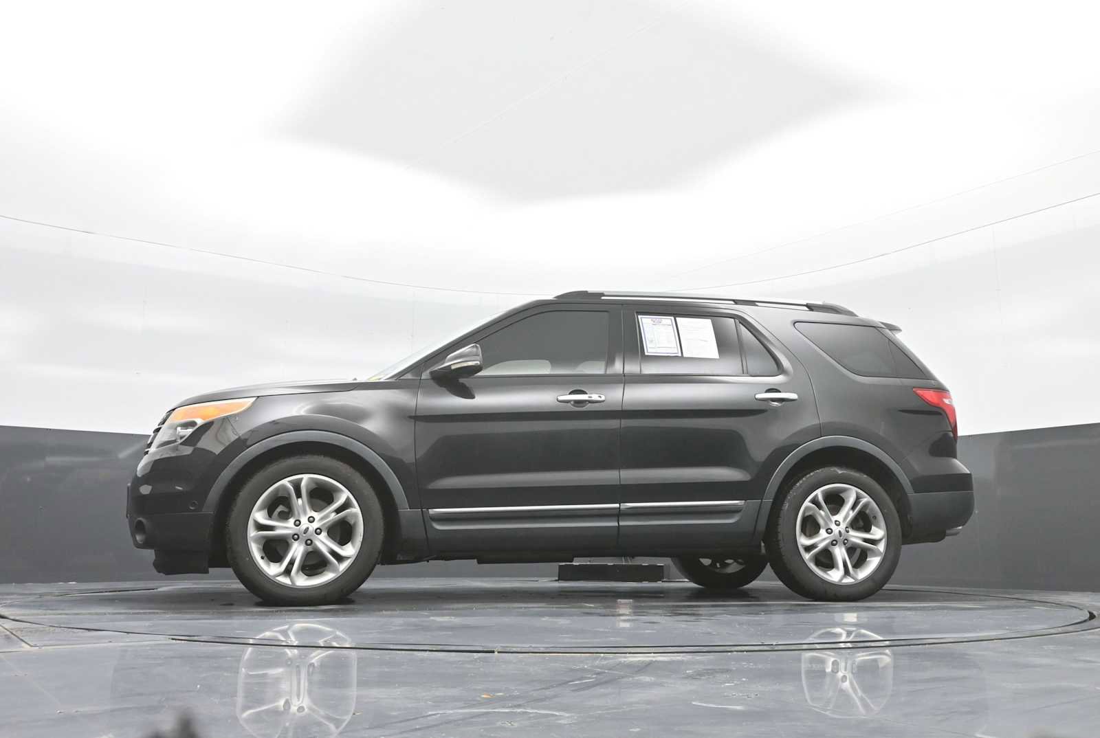 Used 2012 Ford Explorer Limited image 32