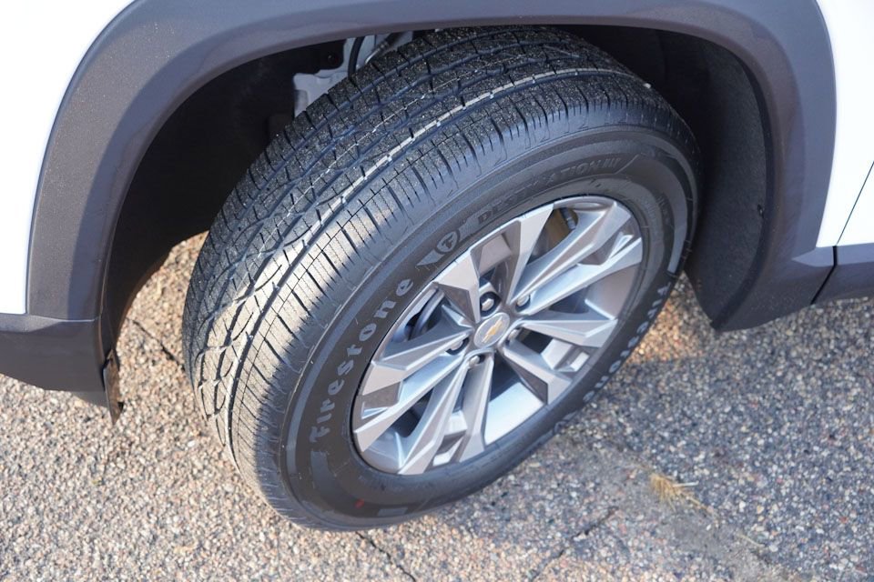 New 2026 Chevrolet Equinox LT w/ Safety and Technology Package image 9