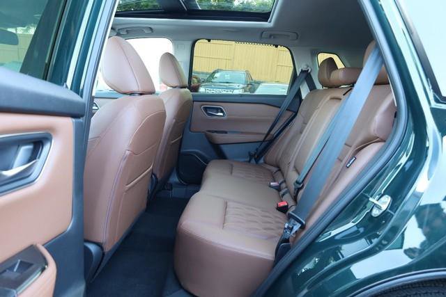 New 2026 Nissan Rogue Platinum AWD/4WD image 24
