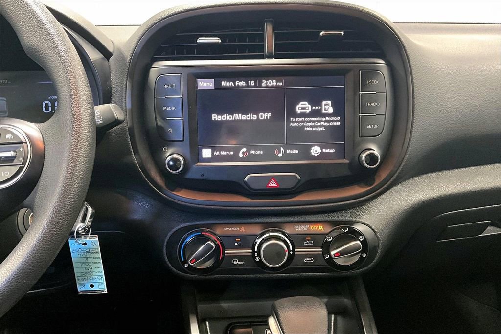 Used 2025 Kia Soul LX image 8