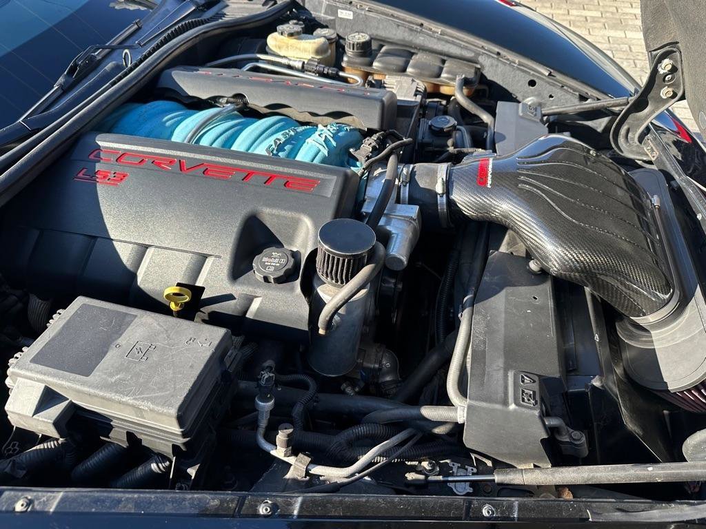 Used 2010 Chevrolet Corvette Coupe w/ 1LT image 22