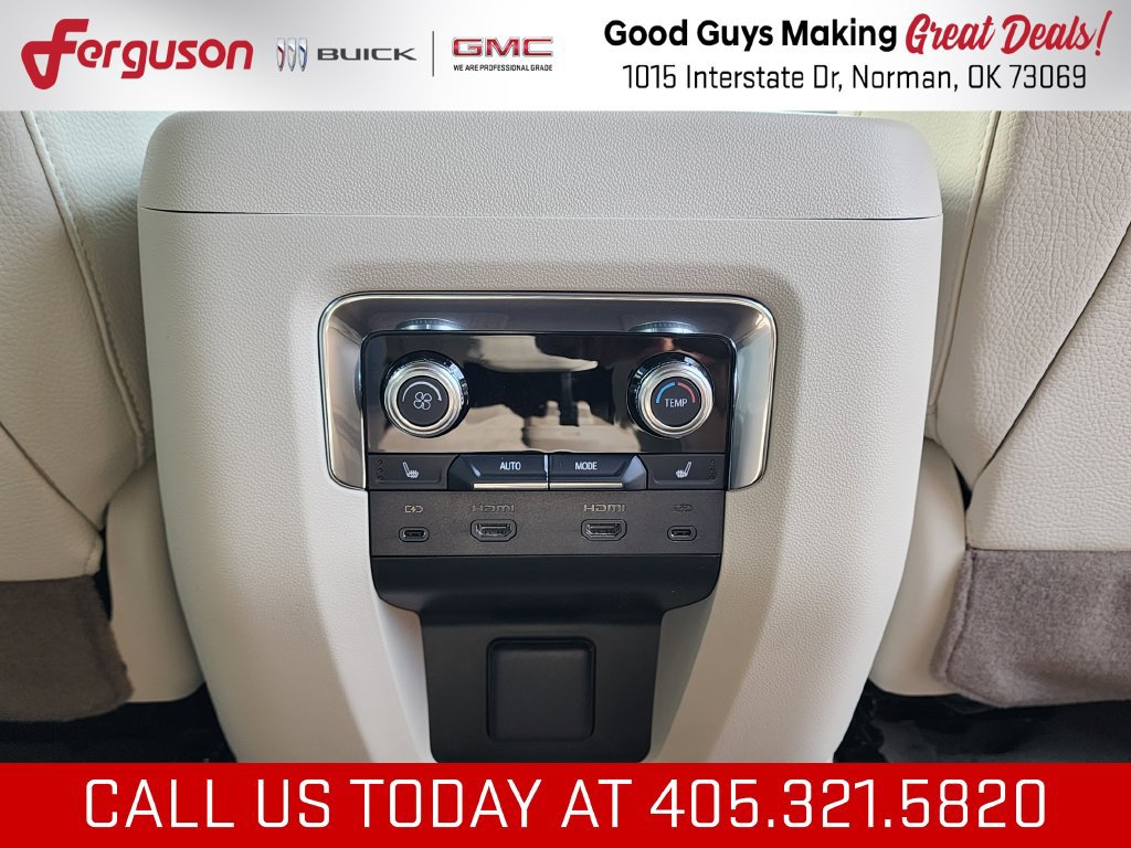 New 2026 GMC Yukon Denali w/ Denali Reserve Package AWD/4WD image 57