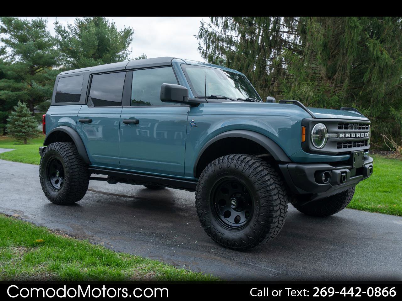 Used 2022 Ford Bronco Black Diamond image 1
