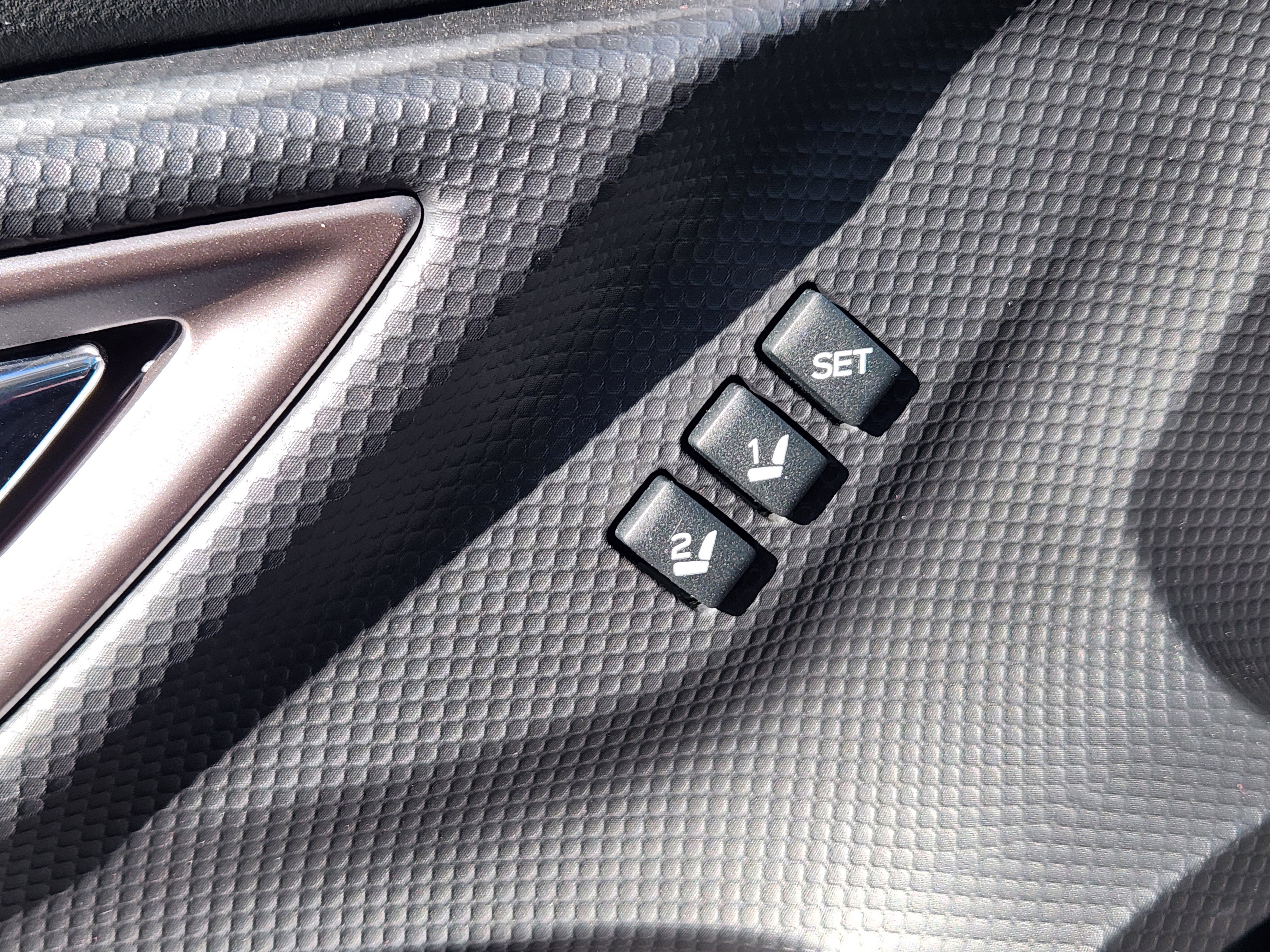 Used 2023 Subaru Forester Touring w/ Popular Package #2 image 30