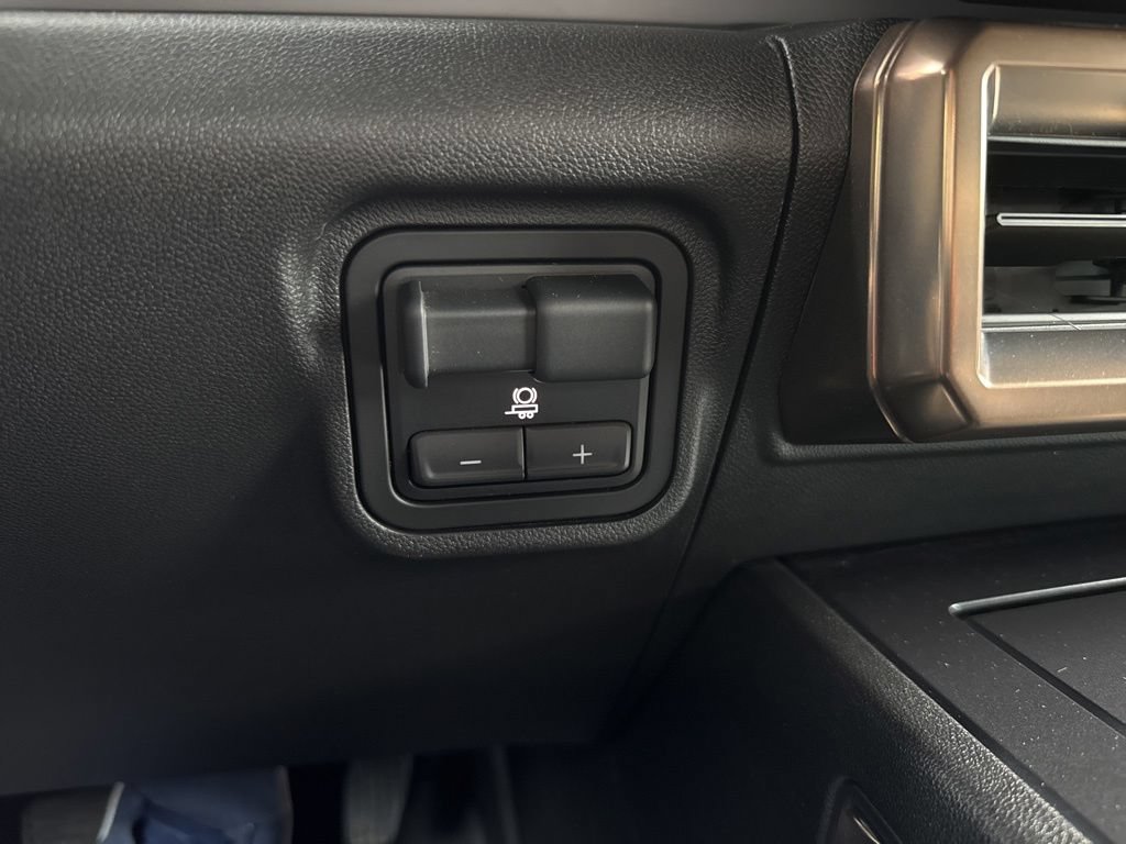 Used 2025 GMC Hummer EV 3X AWD/4WD image 47