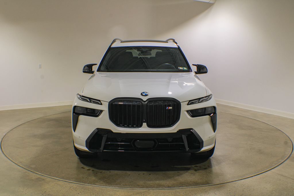 Used 2026 BMW X7 M60i AWD/4WD image 2