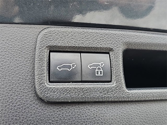 Used 2021 Toyota Venza Limited w/ Advanced Technology Package image 32