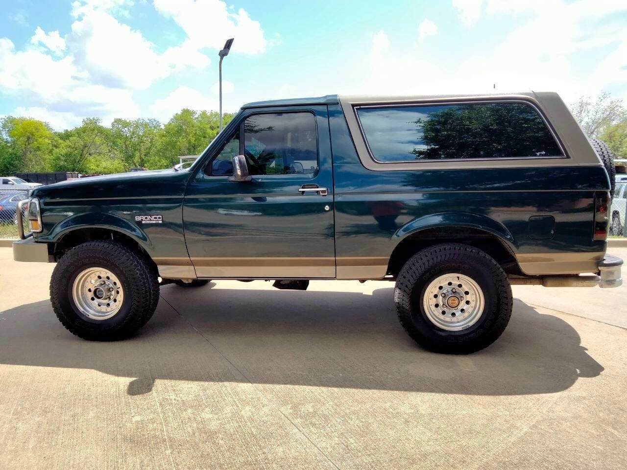 Used 1993 Ford Bronco Eddie Bauer image 8