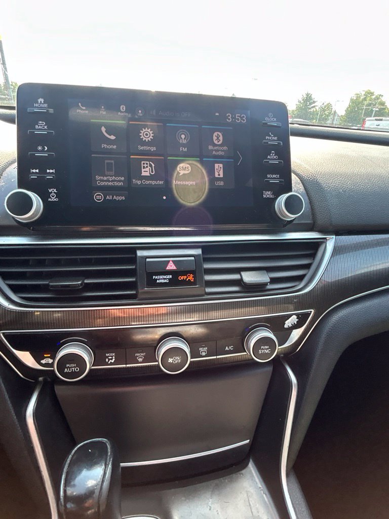 Used 2018 Honda Accord Sport image 7