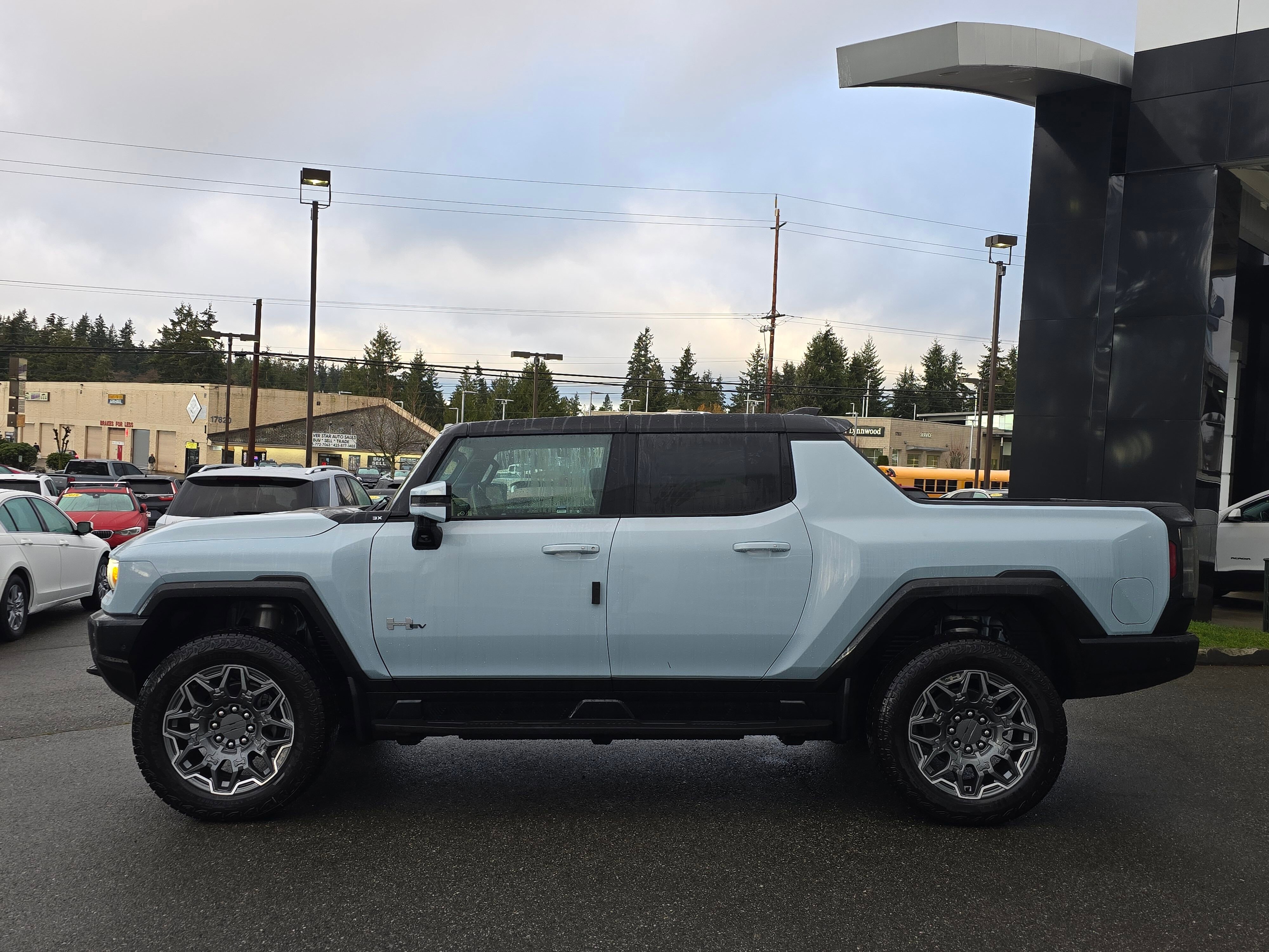 New 2025 GMC Hummer EV 3X image 4