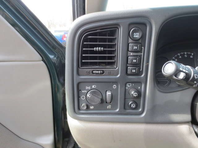 Used 2003 Chevrolet Suburban LS w/ LS Preferred Equipment Group image 14
