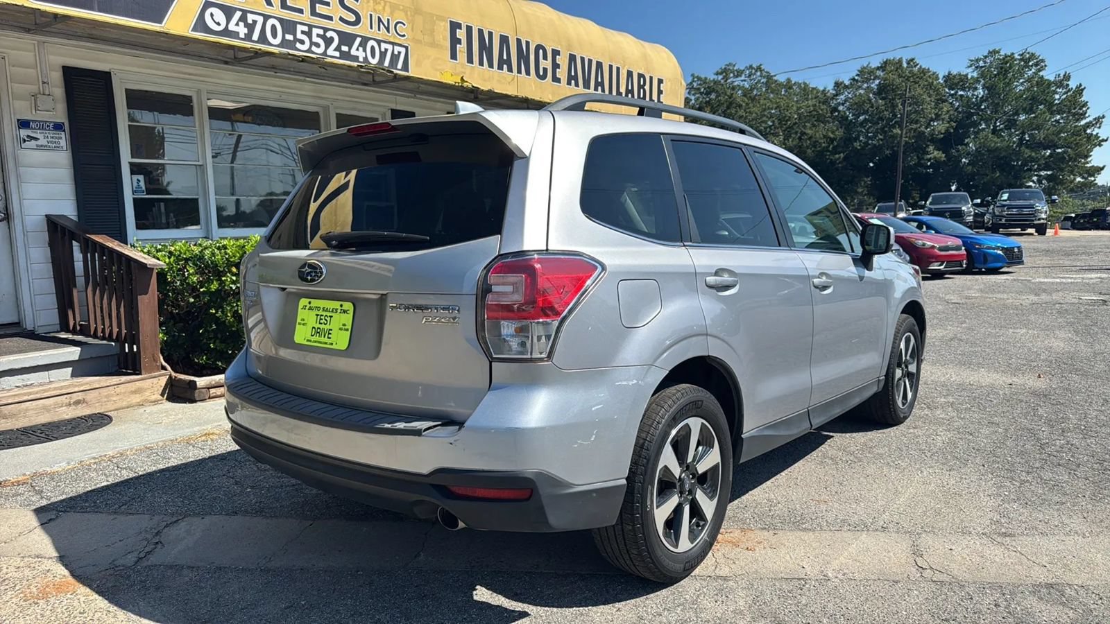 Used 2017 Subaru Forester 2.5i Limited w/ Popular Package #1 AWD/4WD image 3