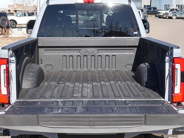 New 2025 Ford F250 Platinum image 41