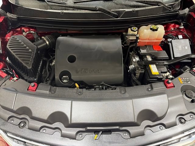 Used 2019 Chevrolet Traverse LT w/ LPO, Floor Liner Package AWD/4WD image 17