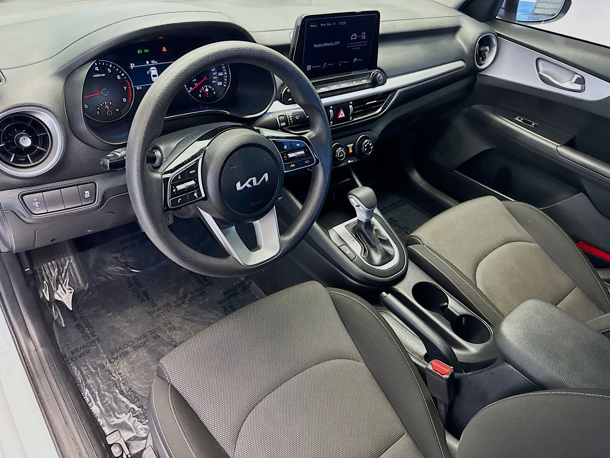 Used 2024 Kia Forte LXS image 7