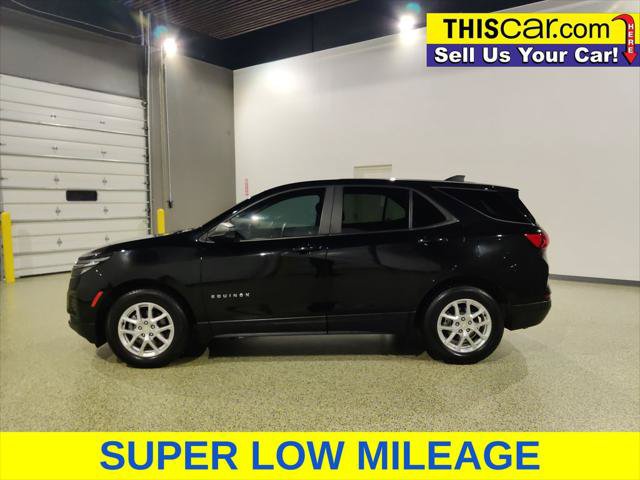 Used 2023 Chevrolet Equinox LS w/ LS Convenience Package FWD image 5