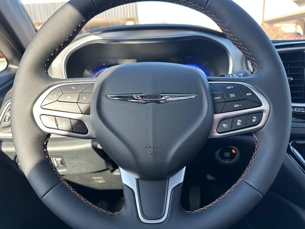 New 2026 Chrysler Pacifica Pinnacle AWD/4WD image 35