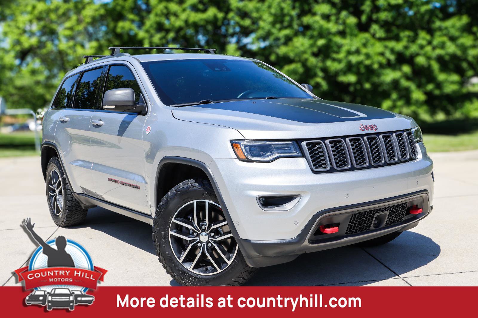 Used 2017 Jeep Grand Cherokee Trailhawk w/ Trailhawk Luxury Group AWD/4WD image 1