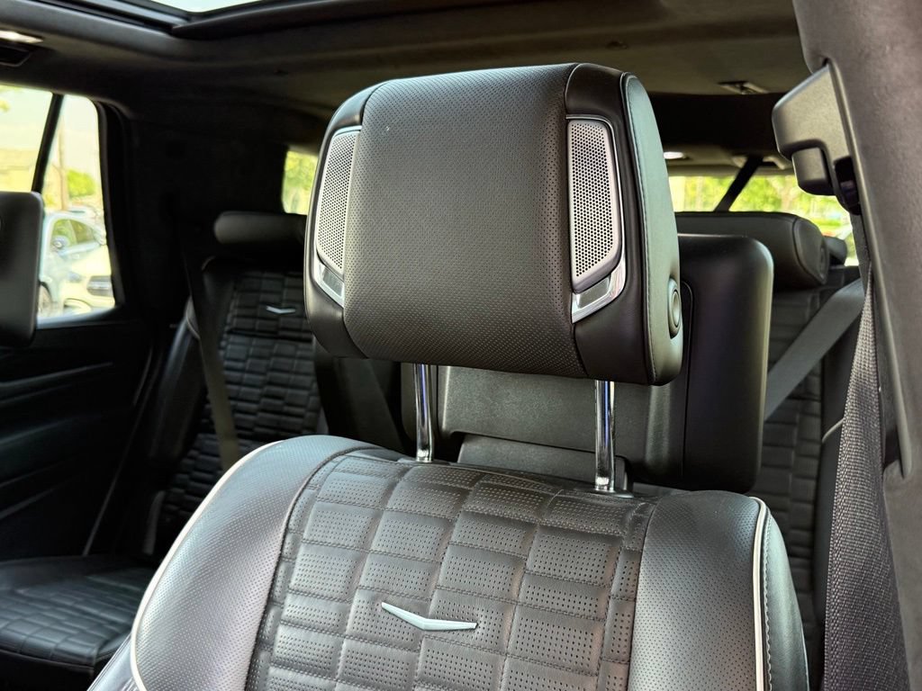 Used 2023 Cadillac Escalade V AWD/4WD image 3