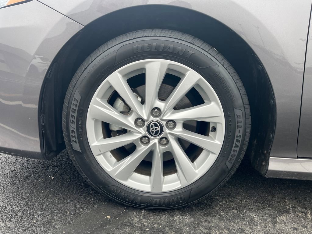 Used 2023 Toyota Camry LE image 88