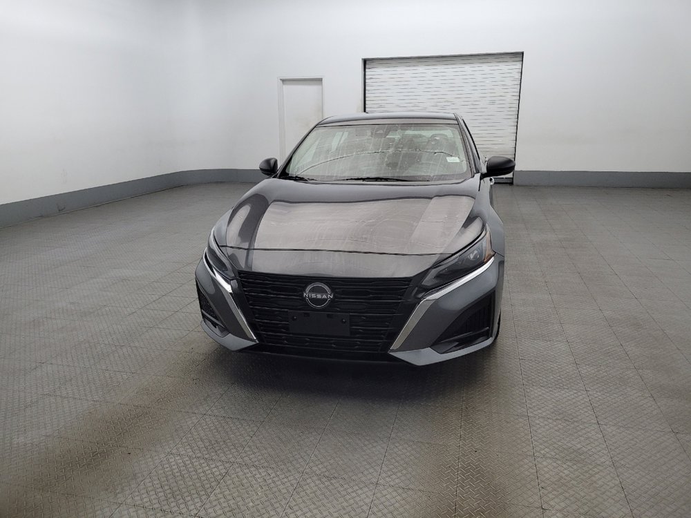 Used 2024 Nissan Altima 2.5 SV image 15