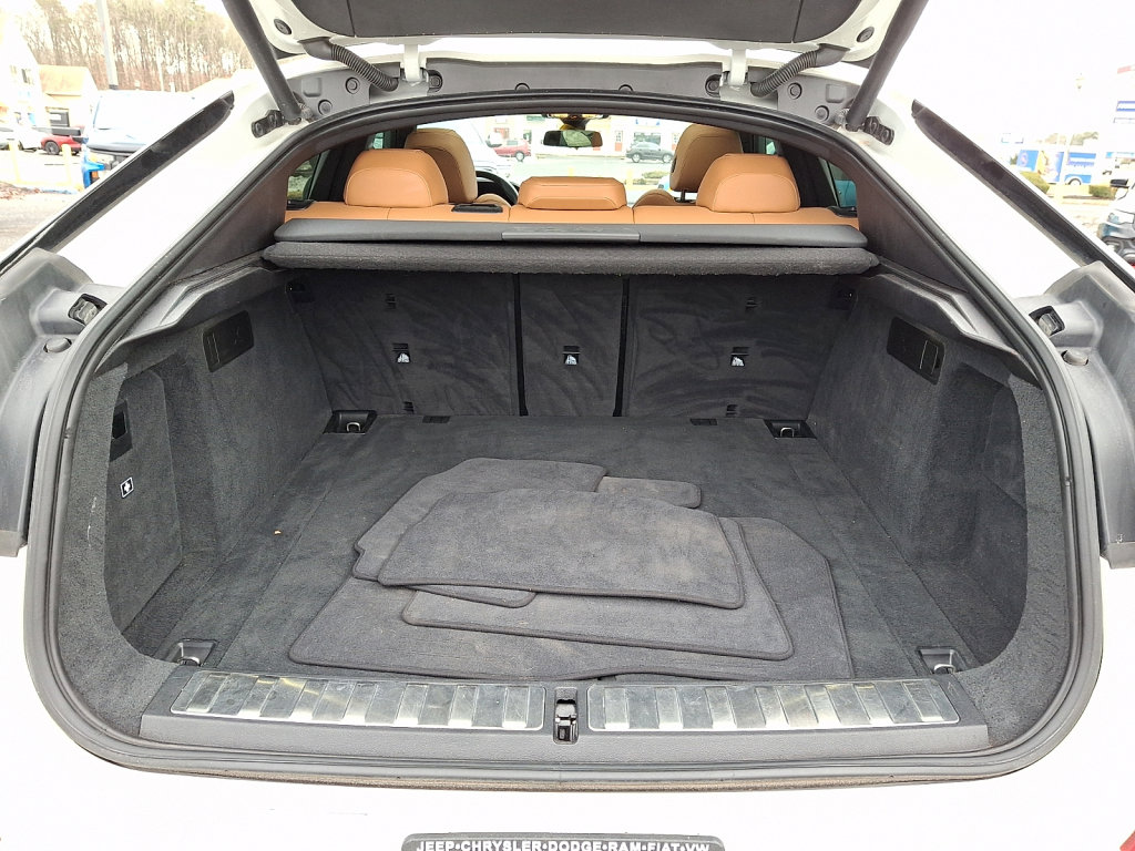 Used 2023 BMW X6 xDrive40i w/ Premium Package image 17