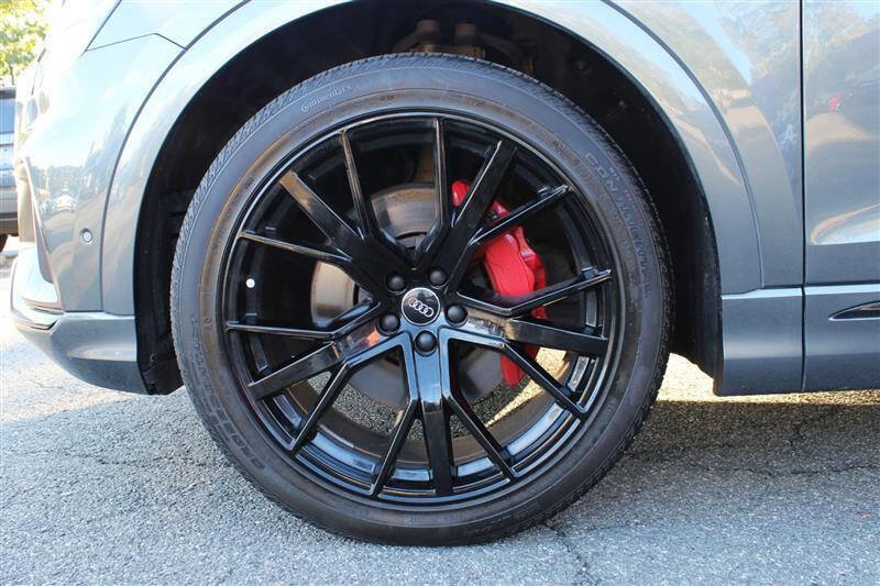 Used 2020 Audi Q8 Prestige w/ Prestige Package image 9