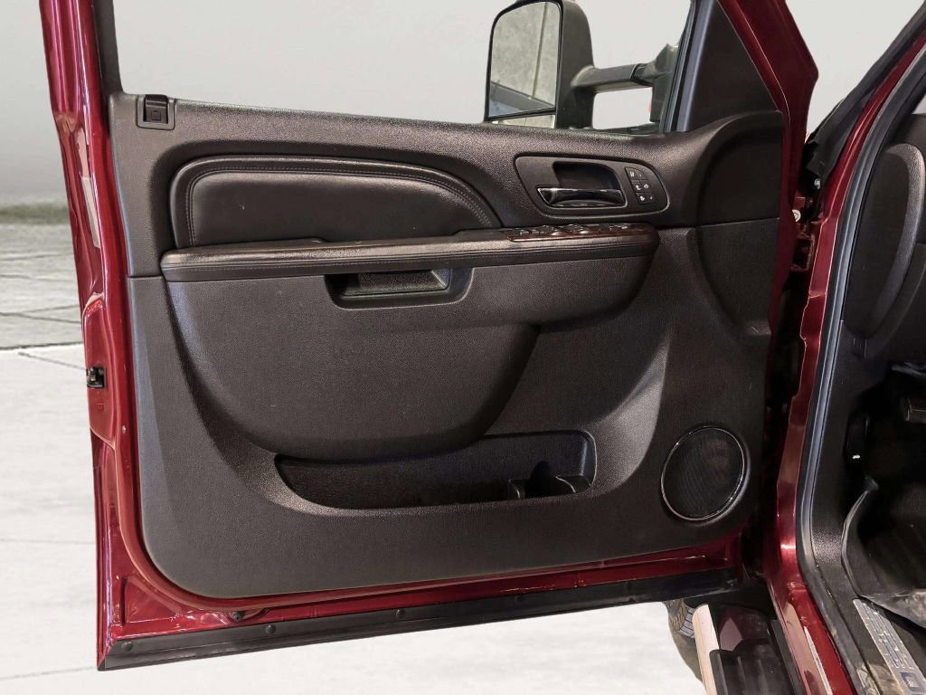 Used 2013 GMC Sierra 3500 Denali image 17