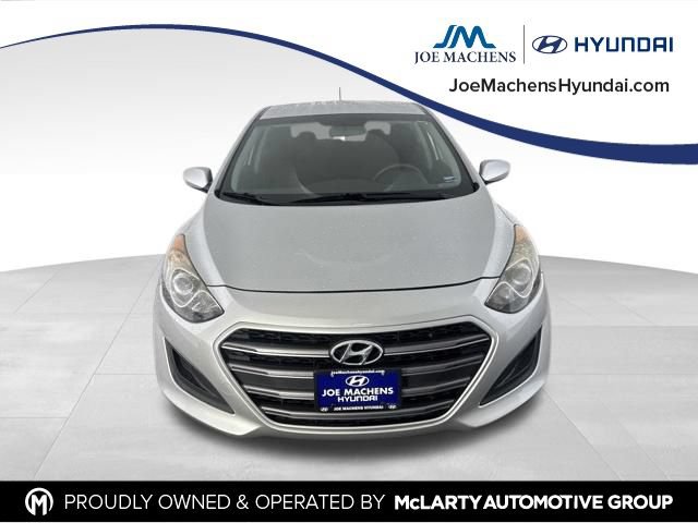 Used 2016 Hyundai Elantra GT FWD image 3