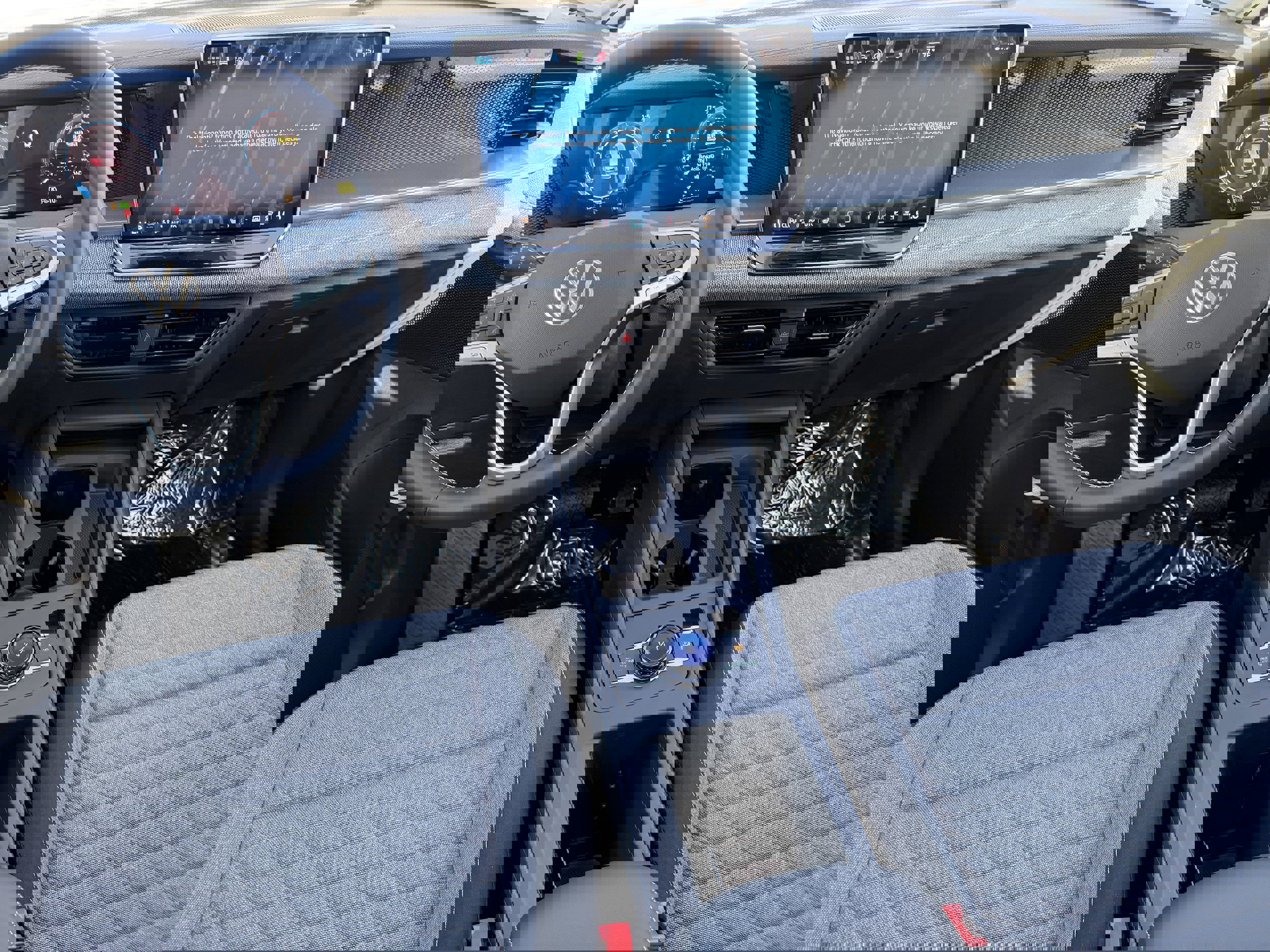 New 2025 Volkswagen Tiguan S image 13