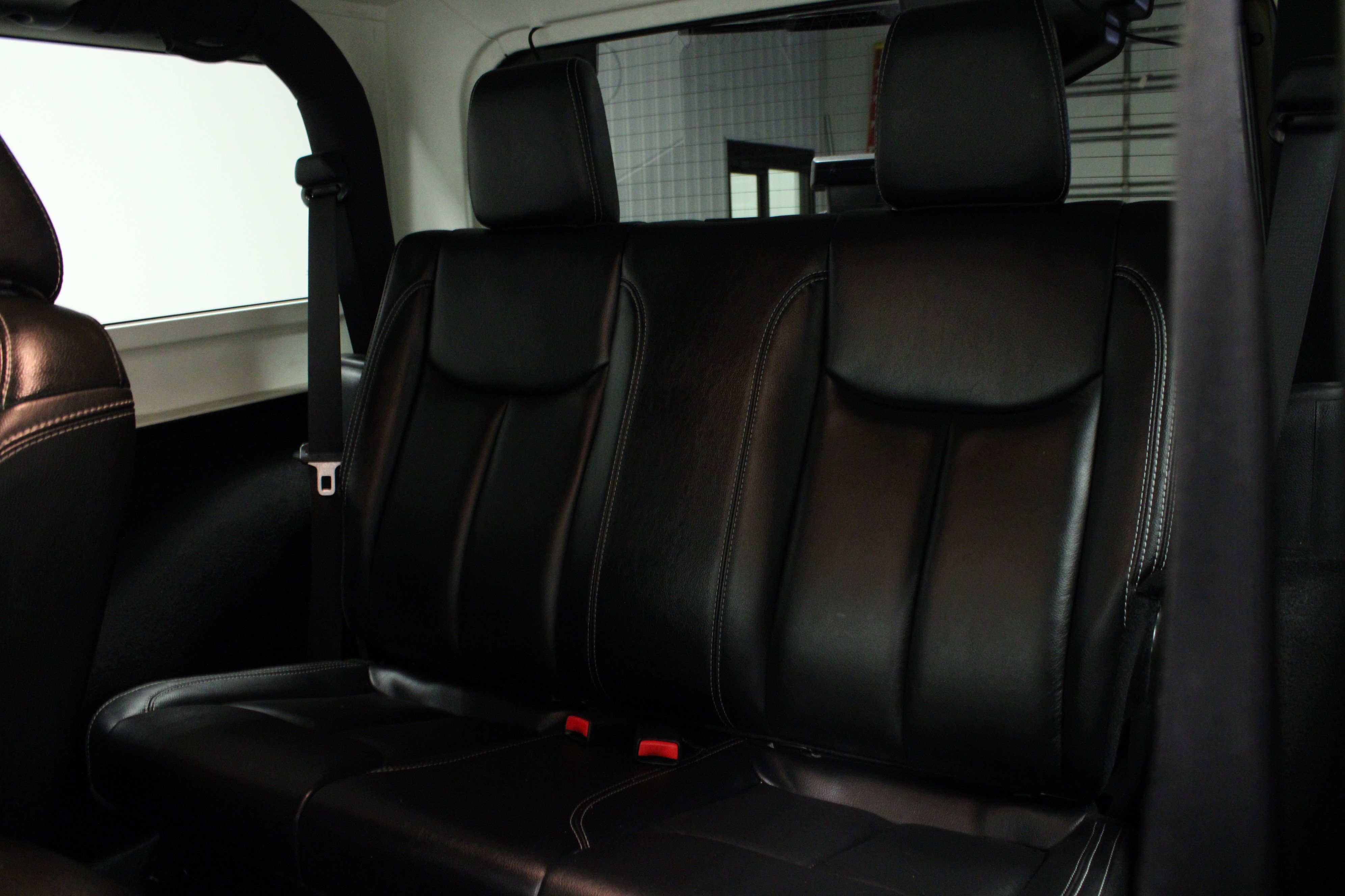 Used 2013 Jeep Wrangler Sahara w/ Connectivity Group image 13