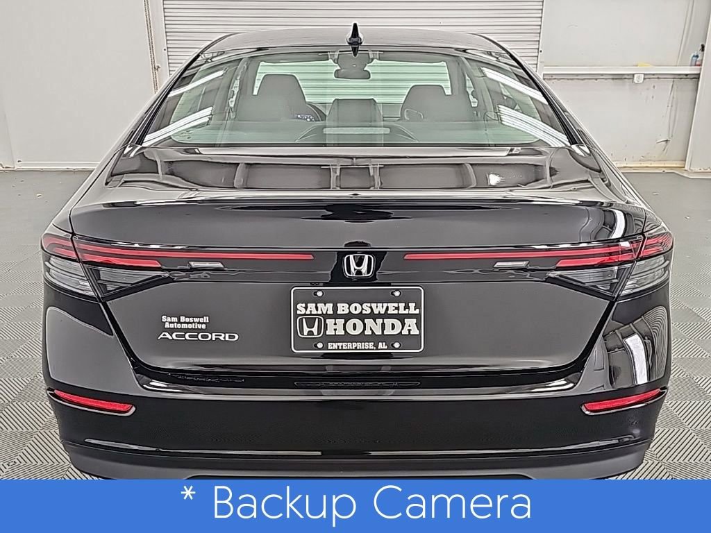 Used 2025 Honda Accord SE image 7
