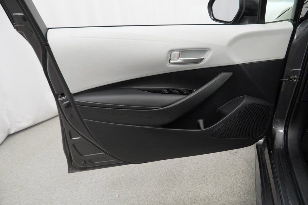 Used 2024 Toyota Corolla SE image 37