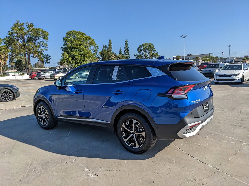 Certified 2024 Kia Sportage EX image 7