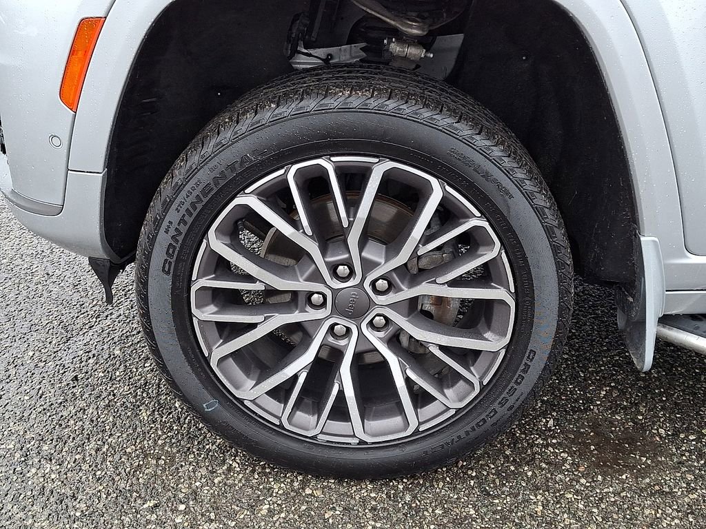 Used 2021 Jeep Grand Cherokee L Summit image 32