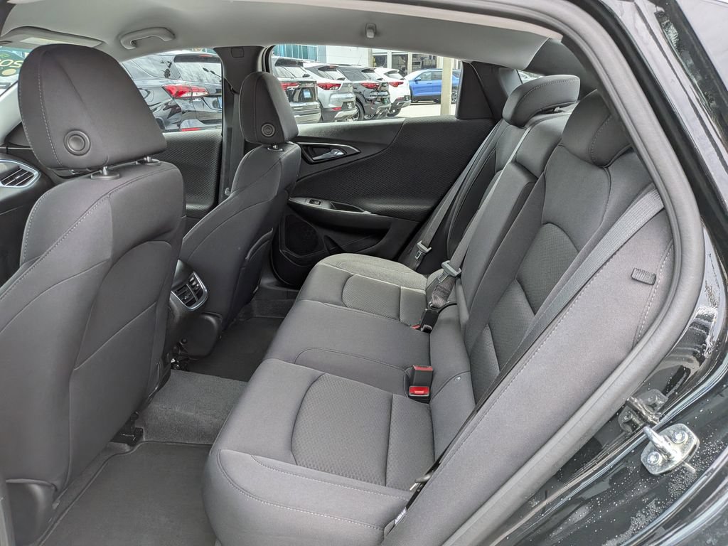 Used 2023 Chevrolet Malibu LT FWD image 12
