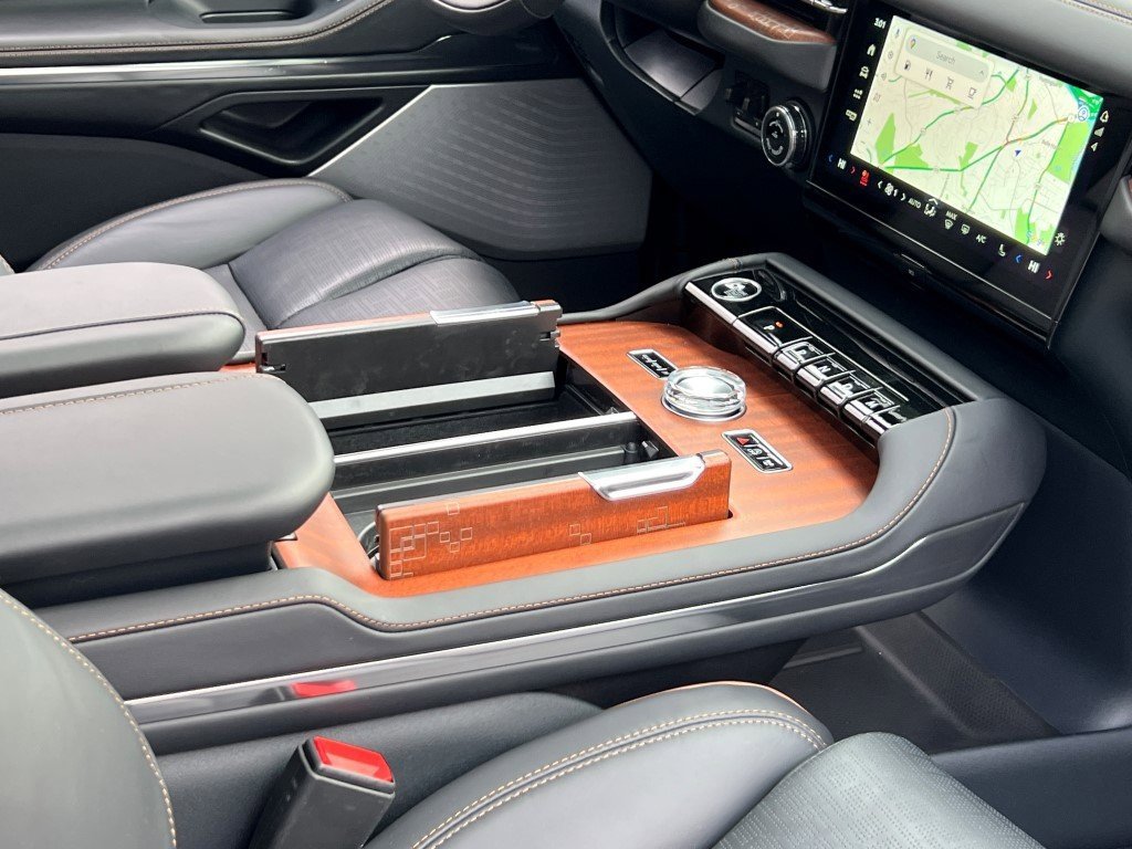 New 2026 Lincoln Navigator Black Label image 10