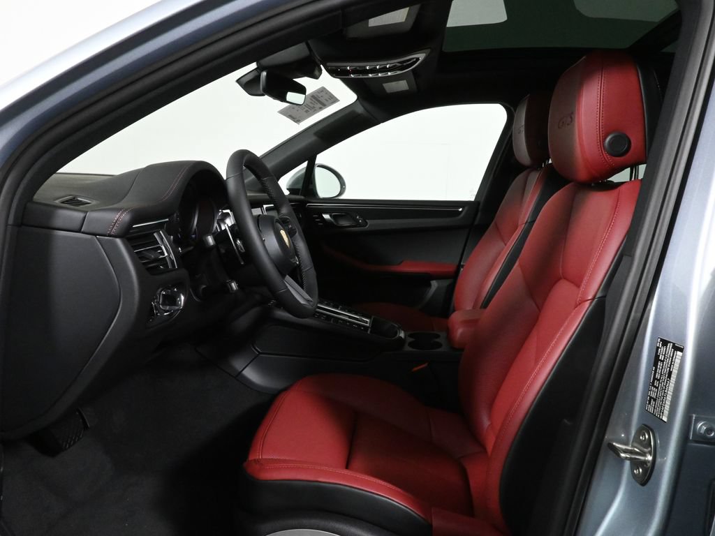 Used 2026 Porsche Macan GTS AWD/4WD image 5