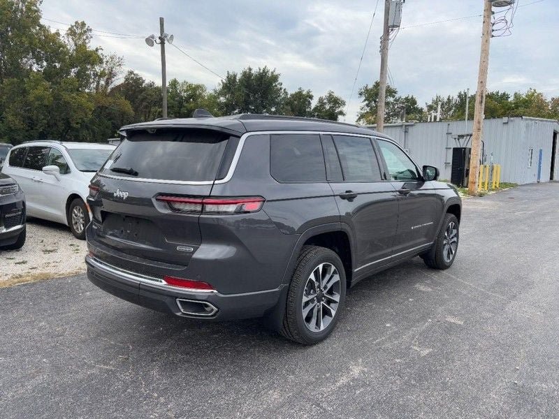 New 2025 Jeep Grand Cherokee L Overland w/ Advanced Protech Group III AWD/4WD image 3