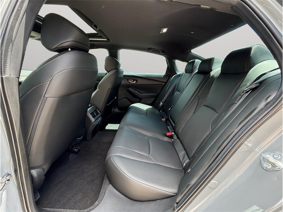 Used 2025 Honda Accord Sport image 34