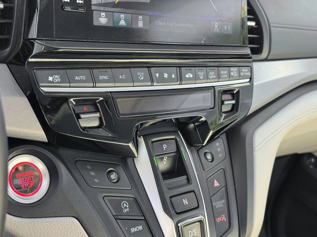 Used 2025 Honda Odyssey EX-L image 16