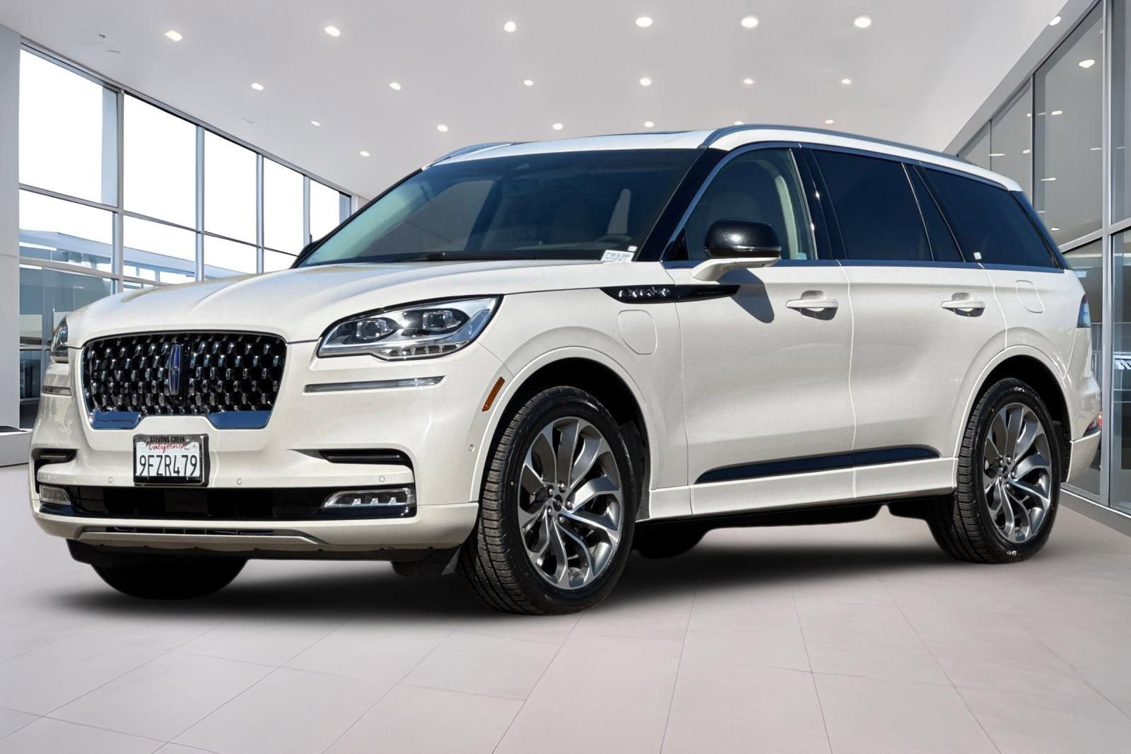 Certified 2023 Lincoln Aviator Grand Touring w/ Equipment Group 301A image 8